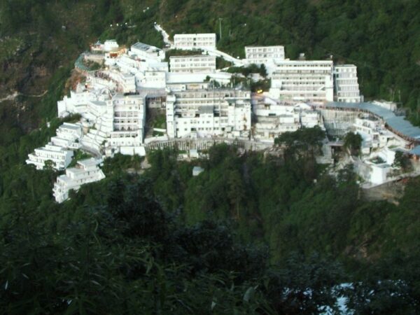 Mata Vaishno Devi & Shivkhori Darshan 4Nights/5Days - Image 1